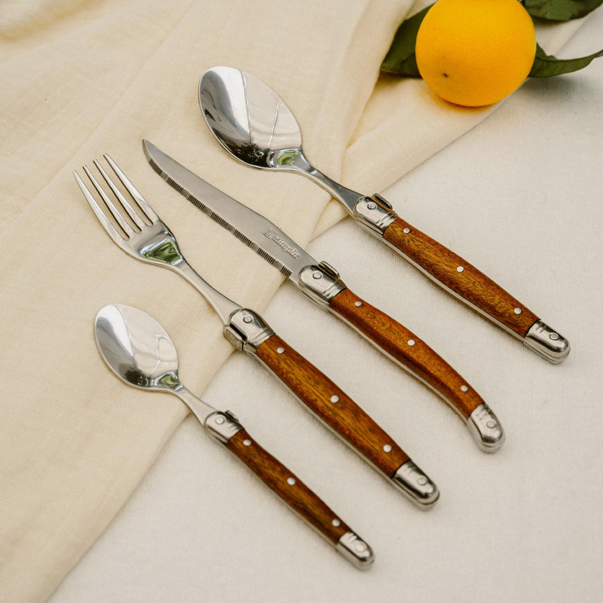 jpg_1500x1500_62092497