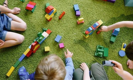 Juegos y Juguetes: Una Herramienta Fundamental para el Desarrollo Infantil