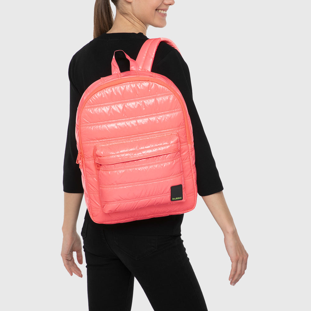 Mochila Classic Mirabella Bubba Bags puesta en la espalda