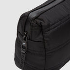 Neceser Originals Matte Black Velvet (M) detalle del cierre