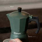 Verde · Cafetera Italiana Lucca 4 tazas 300 ml de aluminio Simplit, detalle de capacidad y material