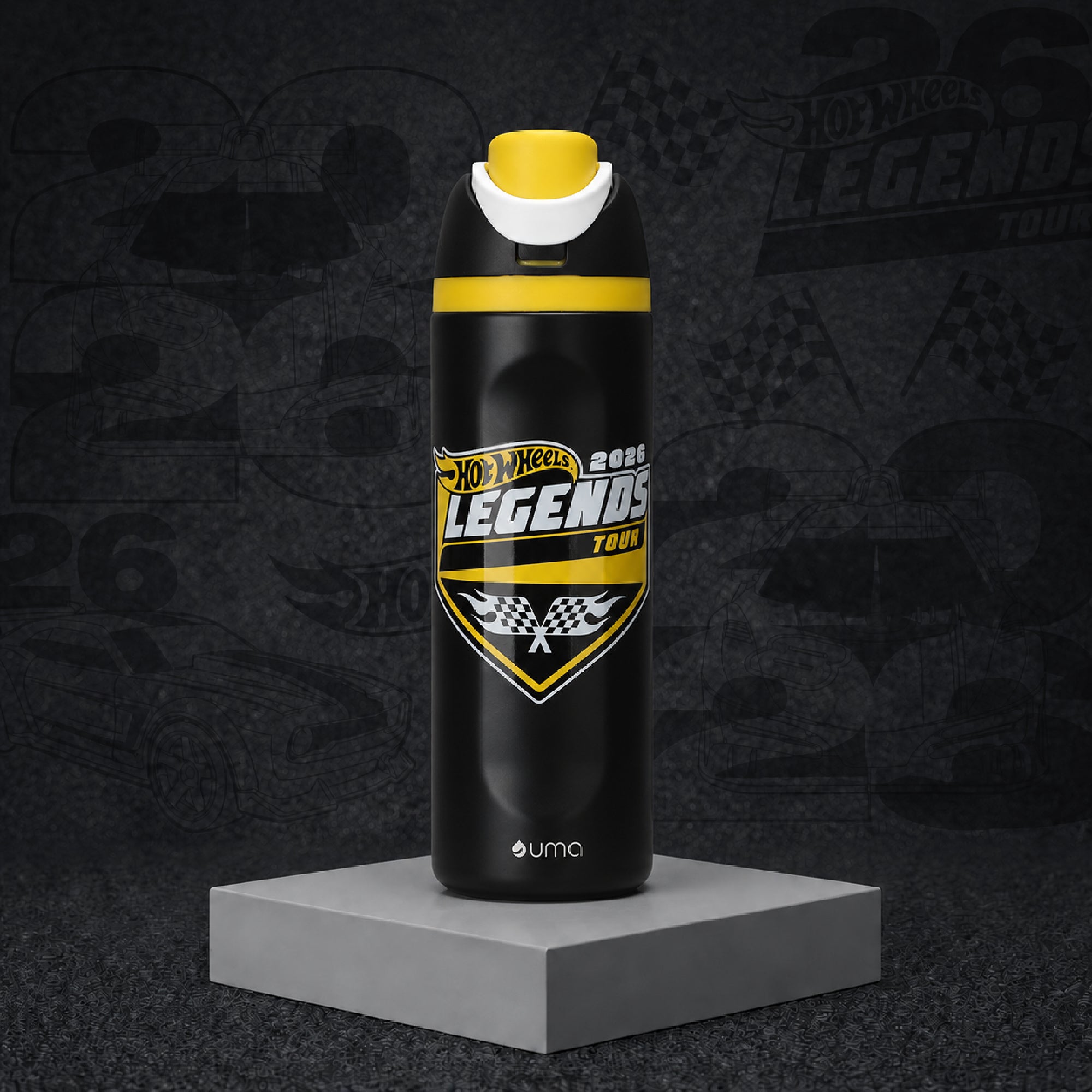 Botella Térmica Insulada Hot Wheels Legends Finish Black 750 ml UMA — ambientada sobre fondo Hot Wheels Legends