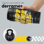 Vaso Térmico para Café Mug Hot Wheels Legends Champ Black 590 ml UMA — tapa a prueba de derrames, en uso