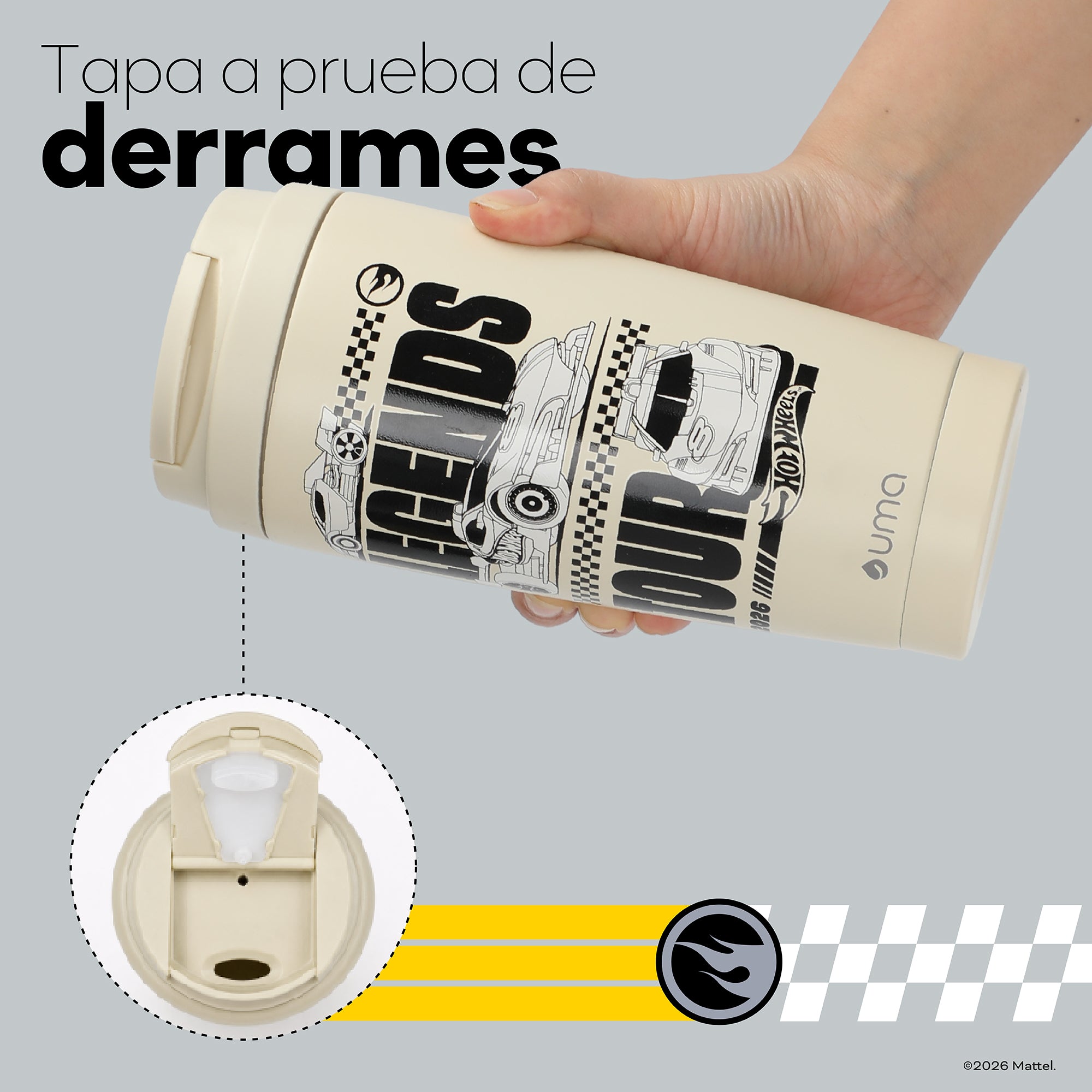 Vaso Térmico para Café Mug Hot Wheels Legends Tour Beige 590 ml UMA — tapa a prueba de derrames, en uso