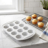 Molde De Silicona 12 Muffins Cupcake Repostería Marble — en uso