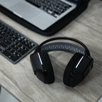 LEVO Zenit Elite negro — detalle de almohadilla de cuero con iluminación RGB