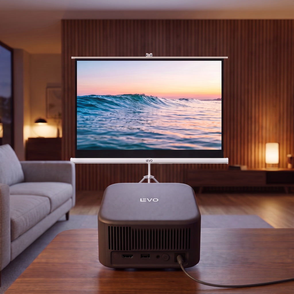 Proyector Flux y telón 100" LEVO, en uso en el living
