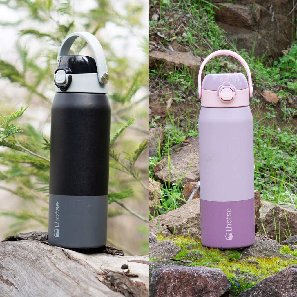 Pack 2 Botellas Térmicas Hydrotek 750 ml de acero inoxidable Lhotse, las dos en uso al aire libre