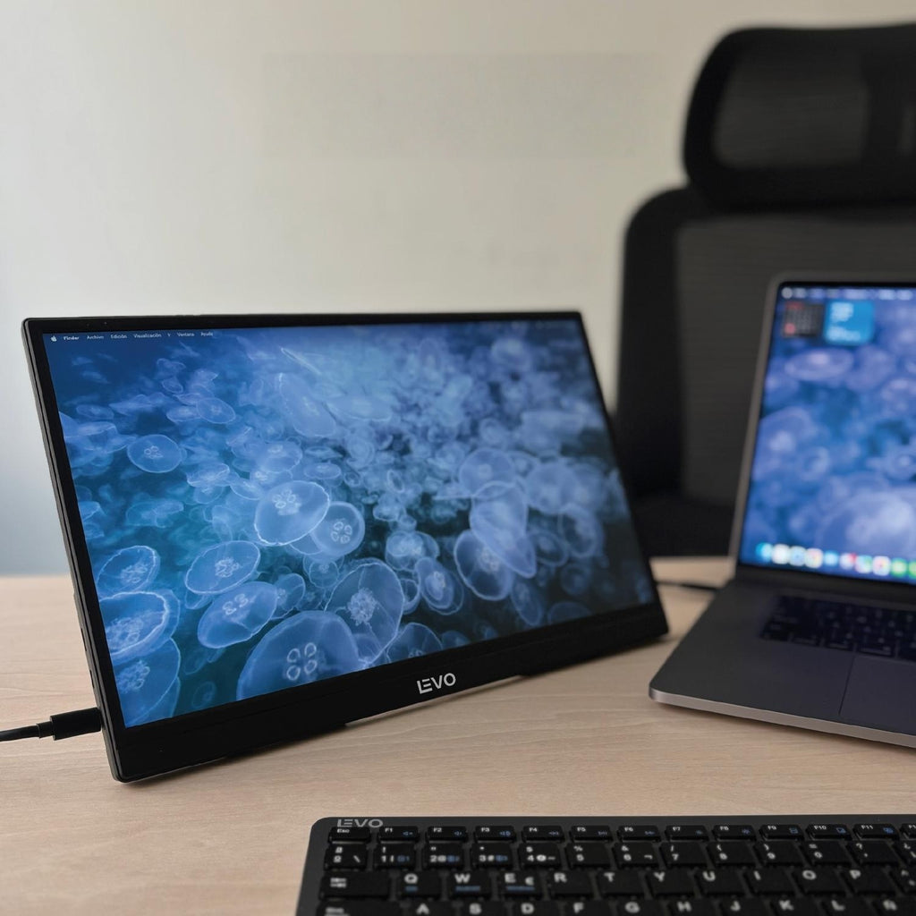 LEVO NexView 15.6 — monitor conectado a notebook por USB-C como segunda pantalla