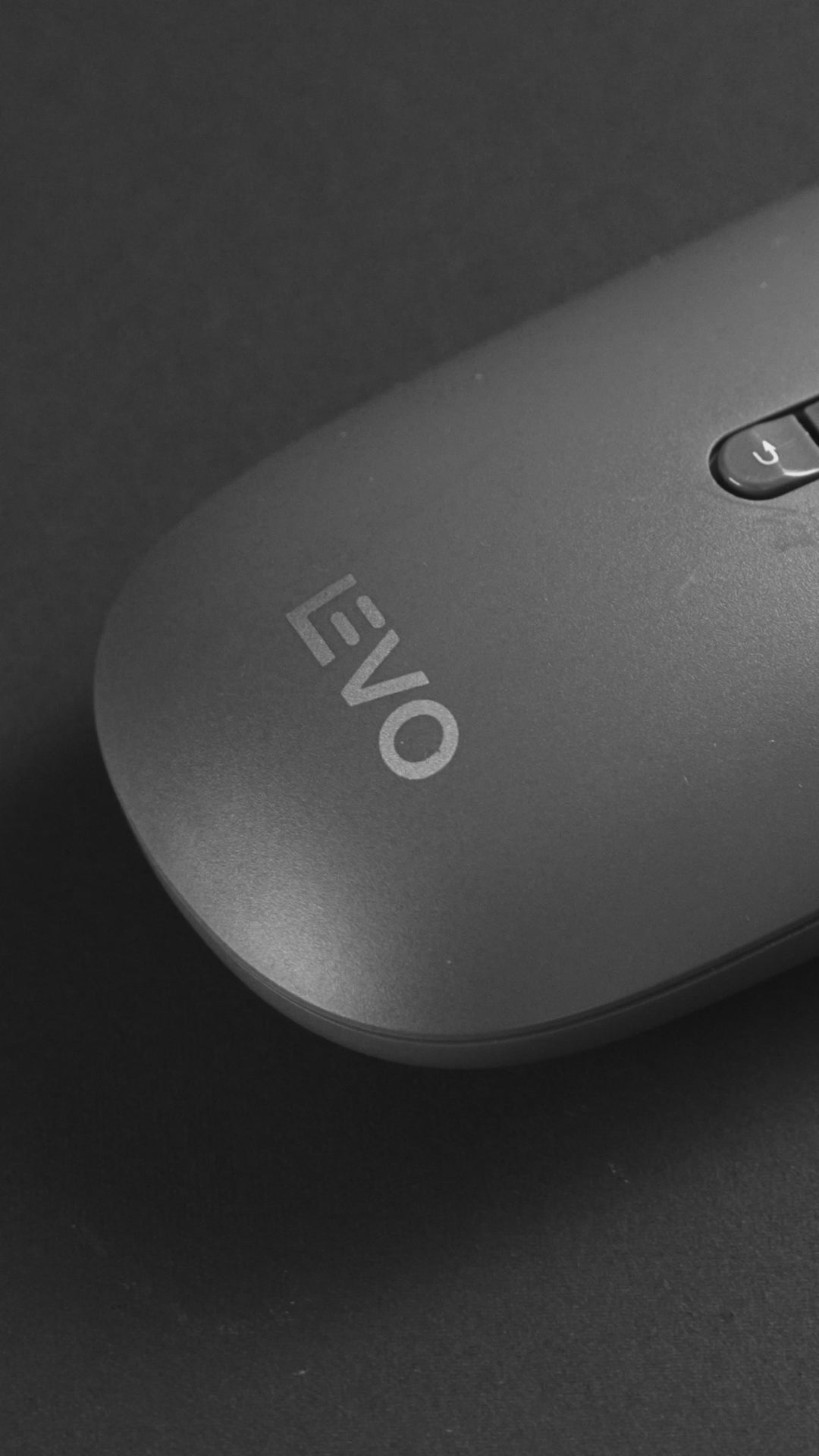 Video Mouse Inalámbrico Ultra Slim Silencioso Velar Grafito LEVO