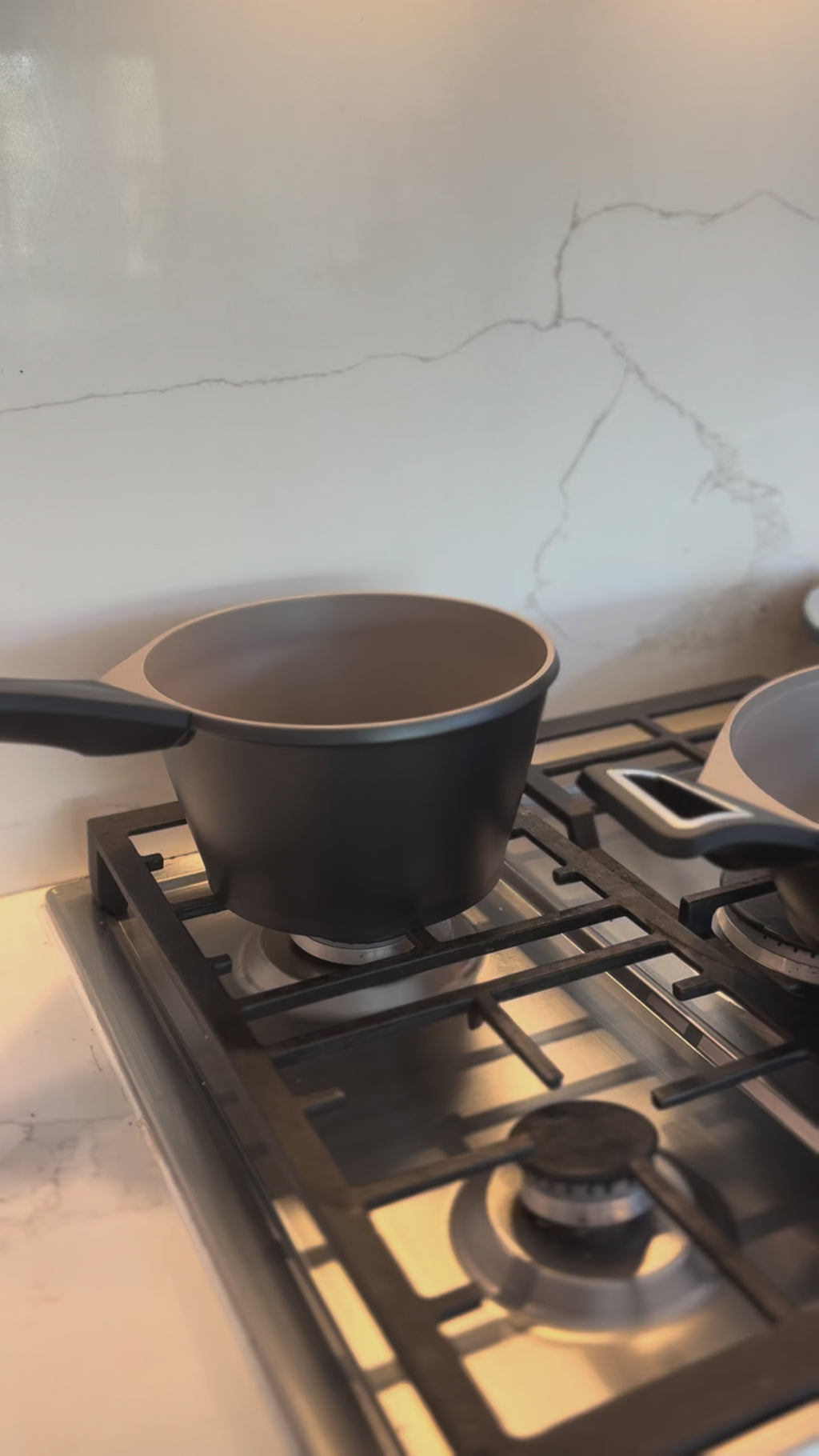 Video Batería de Cocina Antiadherente Classic 8 Piezas Simplit