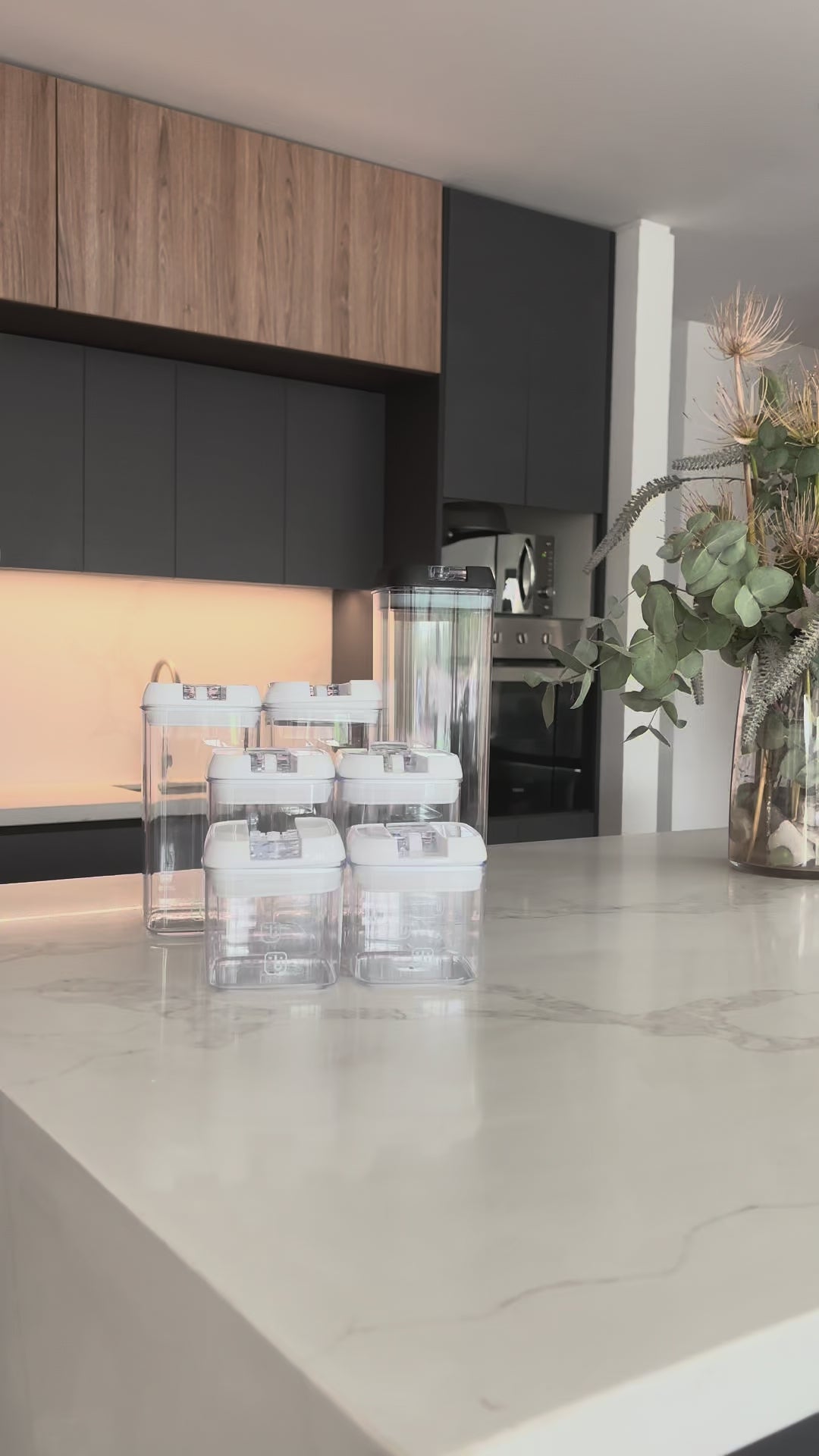 Video Set de 7 Contenedores Herméticos Plástico Negro Simplit