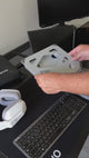Video Soporte Base Alzador Notebook Plegable Ajustable Gris LEVO