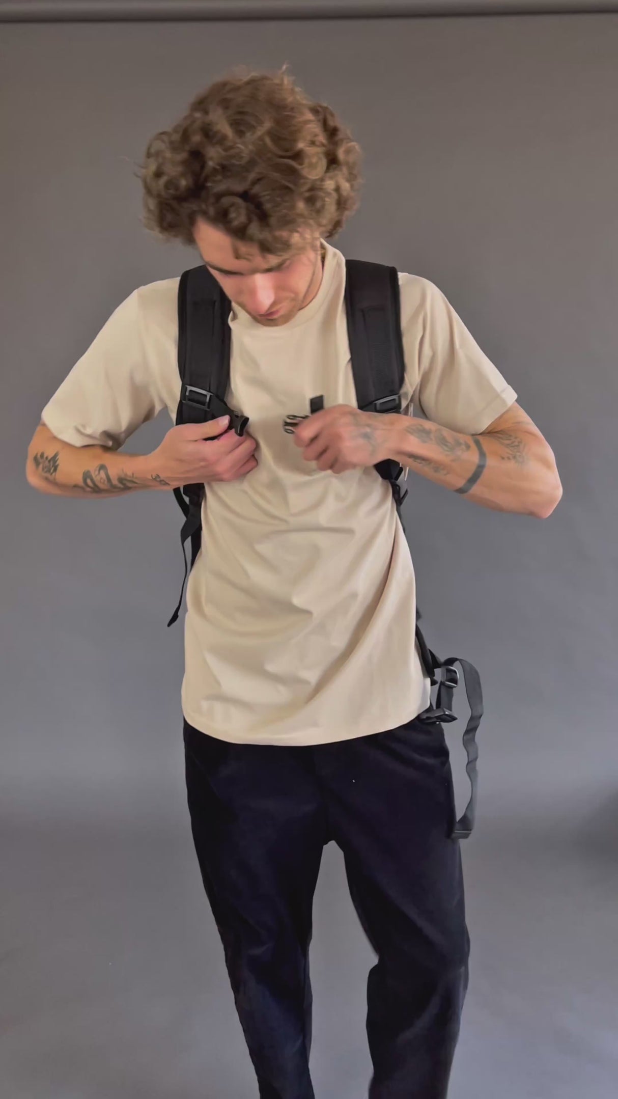 Reel Mochila Nomad.mov