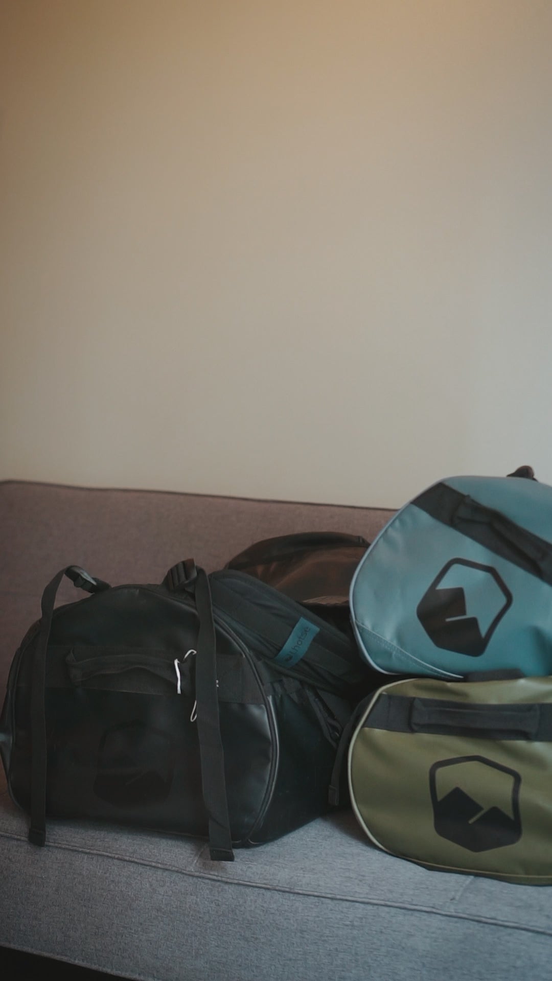 Bolso Deportivo Black 60 lts_NV.mp4