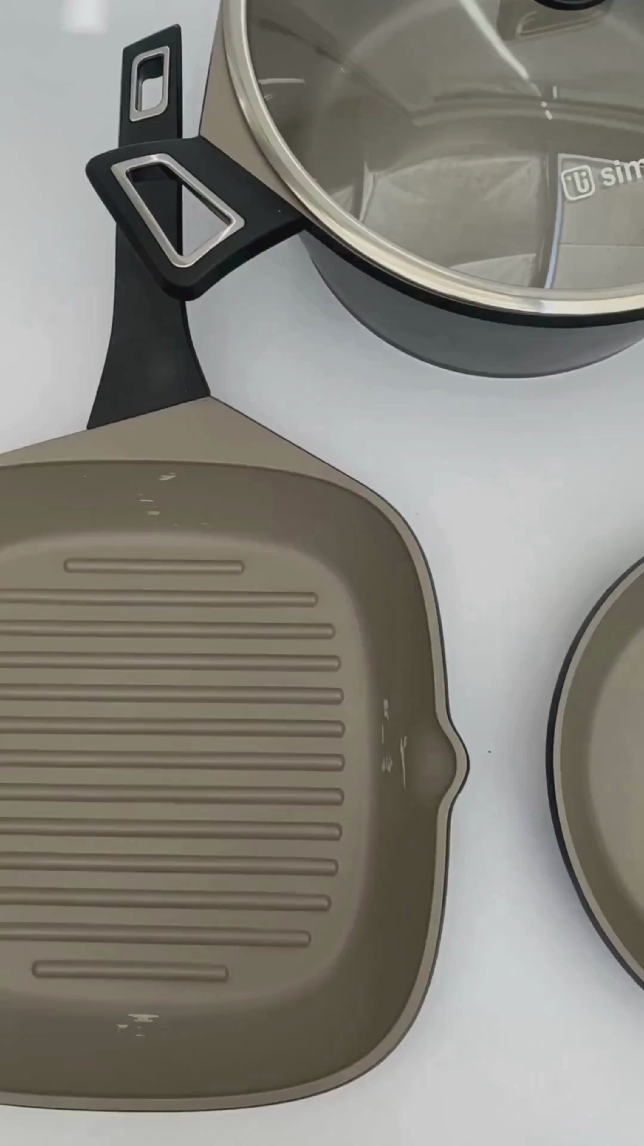 Video Batería de Cocina Antiadherente Classic 8 Piezas Simplit
