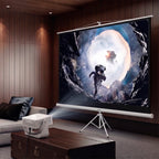 Proyector Novus y telón 100" LEVO, en uso en el living